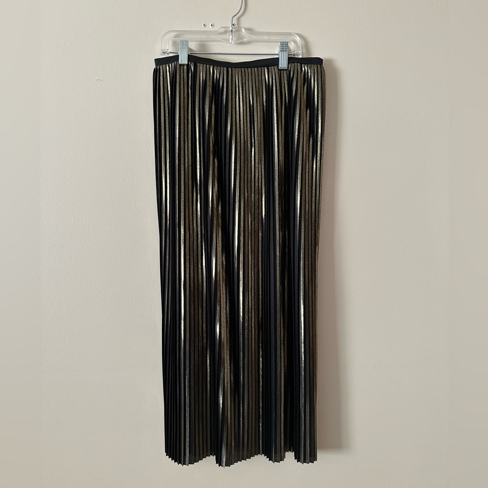 Pleated Skirt